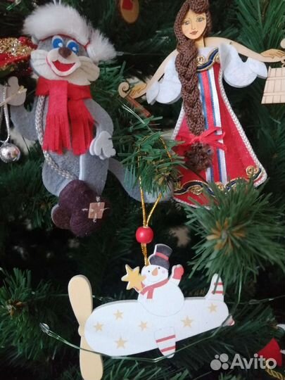Новогодние игрушки на елку деревянные