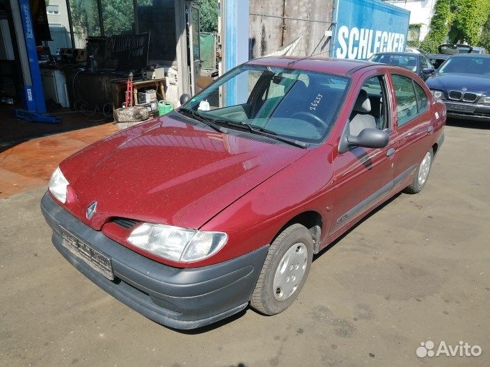 Разбор на запчасти Renault Megane