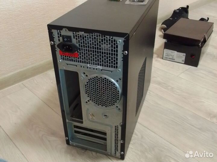 Корпус для пк + блок питания+ озу 4гб