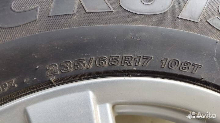 Bridgestone Ice Cruiser 7000 235/65 R17