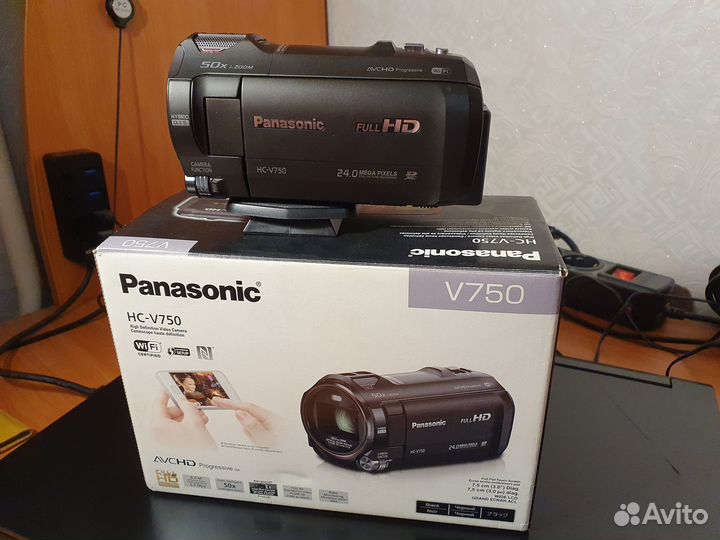 Panasonic hc v750