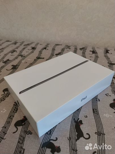 Планшет Apple iPad (9th Gen) Wi-Fi 64 гб серый