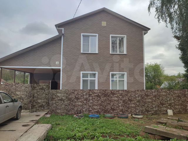 Дом 200 м² на участке 20 сот.