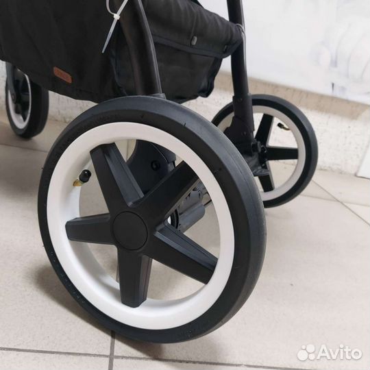 Прогулочная коляска Baby Tilly Urban