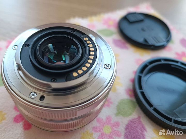 Объектив olympus 17mm 1.8 MFT как новый