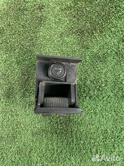 Пепельница Nissan Primera p12