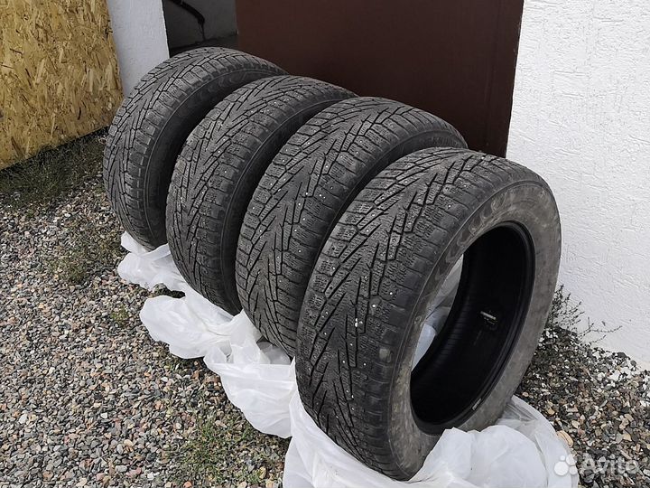 Nokian Tyres Hakkapeliitta 7 275/60 R20