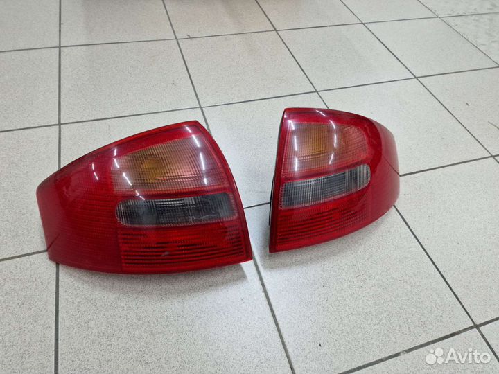 Задние фонари Audi A6 C5 Седан Оригинал