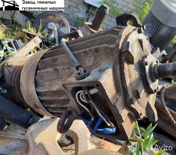 Электродвигатель подъёма стрелы крана дэк-251