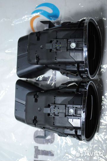 Mercedes w219 воздуховод боковой