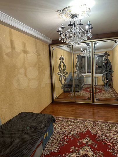 3-к. квартира, 87 м², 2/5 эт.