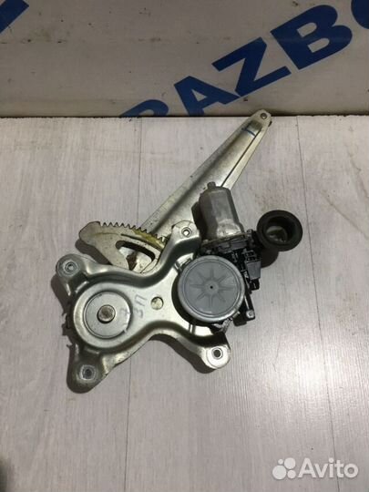 Стеклоподъёмник задний lexus IS350 3.5 ат седан