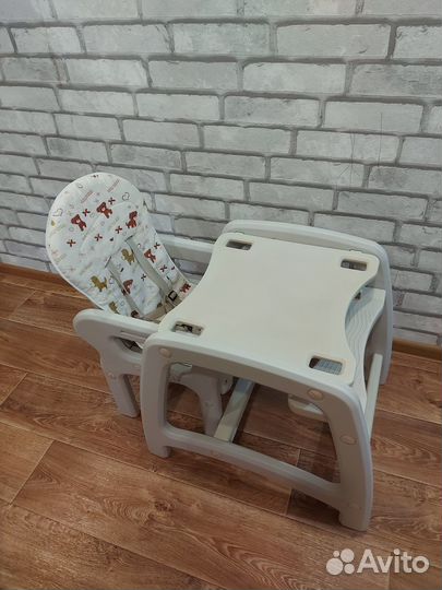 Продам стульчик для кормления (трансформер)