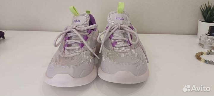 Кроссовки для девочки