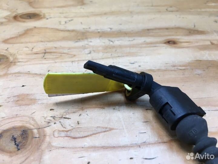 Датчик ABS лев. перед. audi A6