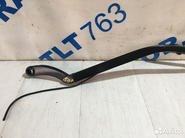 Поводок дворника jaguar XF 3.0 ат aj30