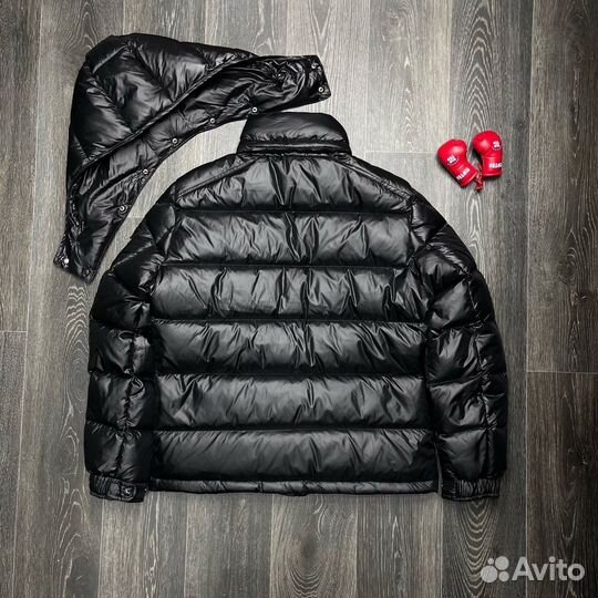 Пуховик moncler