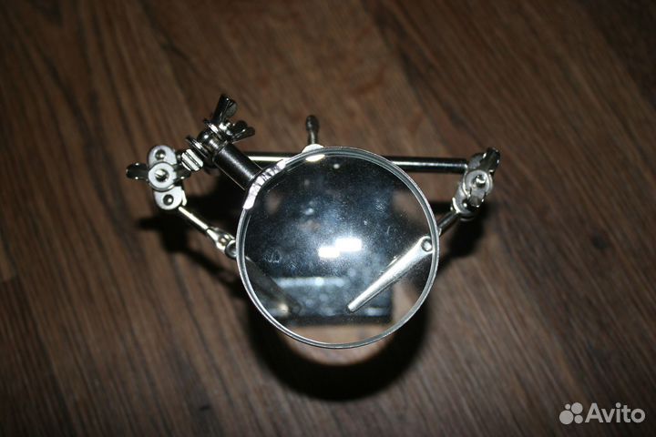 Лупа настольная с держателем