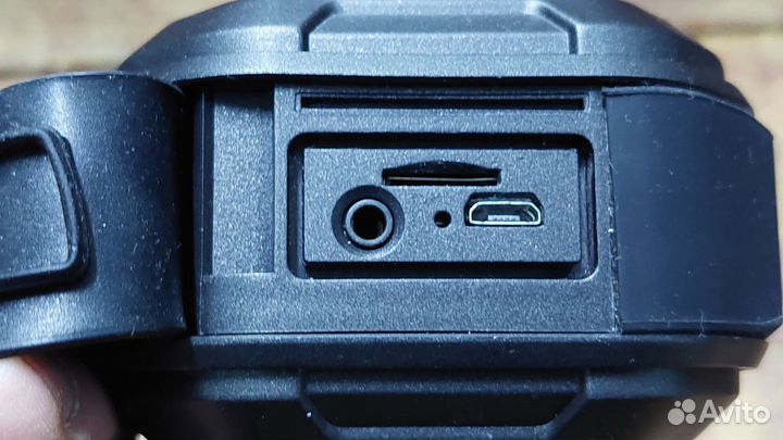 Портативная колонка