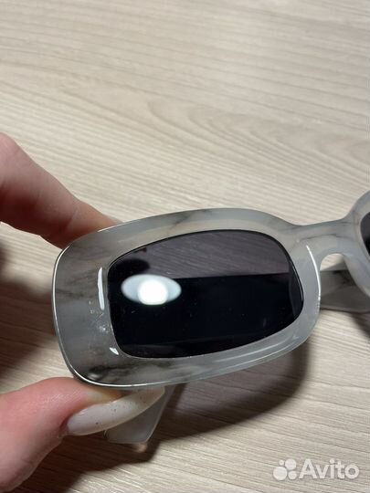 Солнечные очки женские