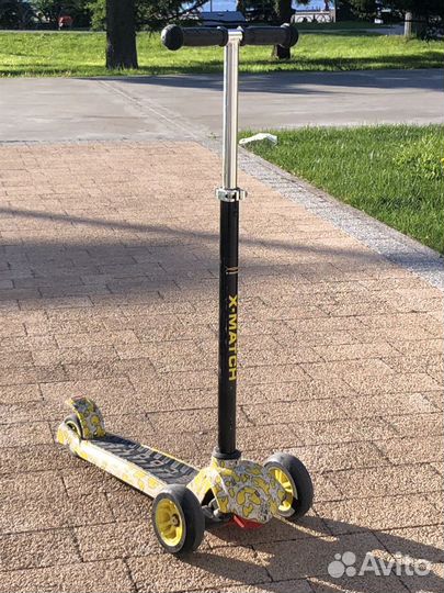 Самокат регулируемый руль поворот наклоном руля