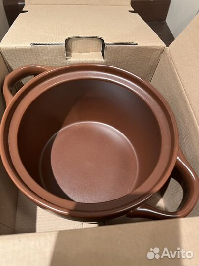 Кастрюля керамическая Wellberg с крышкой 2.2 литра