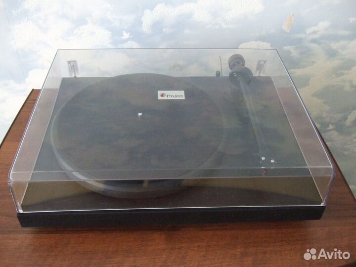 Проигрыватель винила Pro-ject Debut III DS