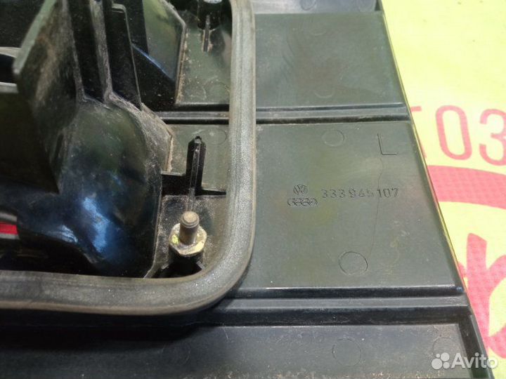 Стоп-сигнал задний левый Volkswagen Passat B3