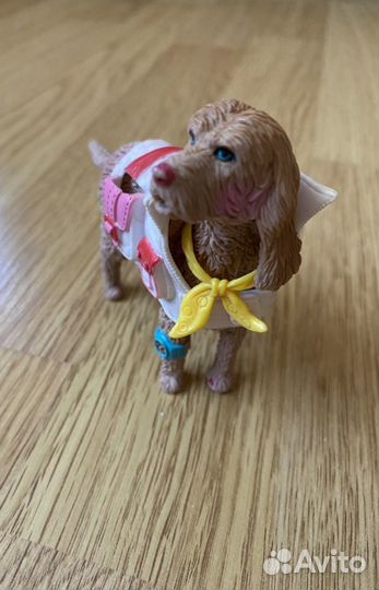 Собака спасатель фигурка