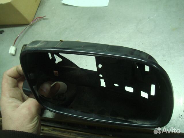 Тойота Пассо корпус зеркала правая 2004-10