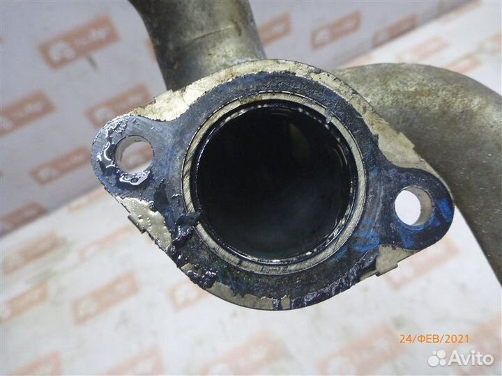 Патрубок системы охлаждения Volvo Xc70 BZ95 B6324S