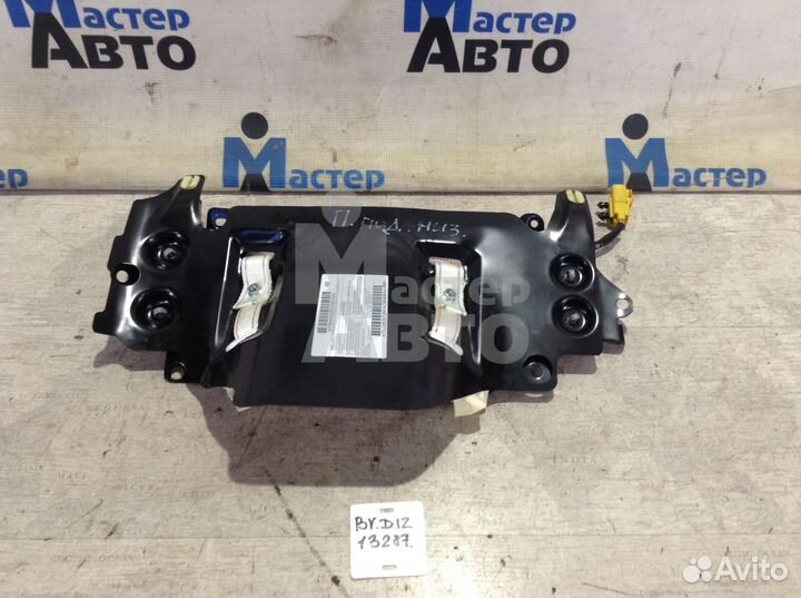 Подушка безопасности колен Крайслер Вояджер 4