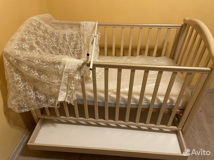 Кроватка Poli