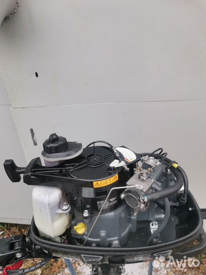 Мотор на лодку