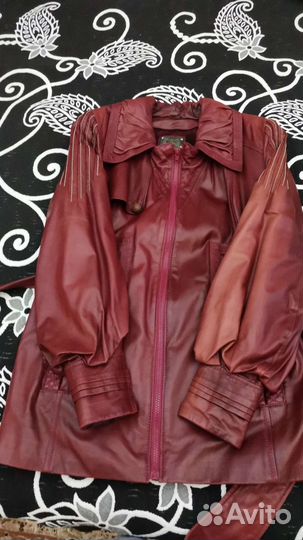 Куртка кожаная женская 48 размер