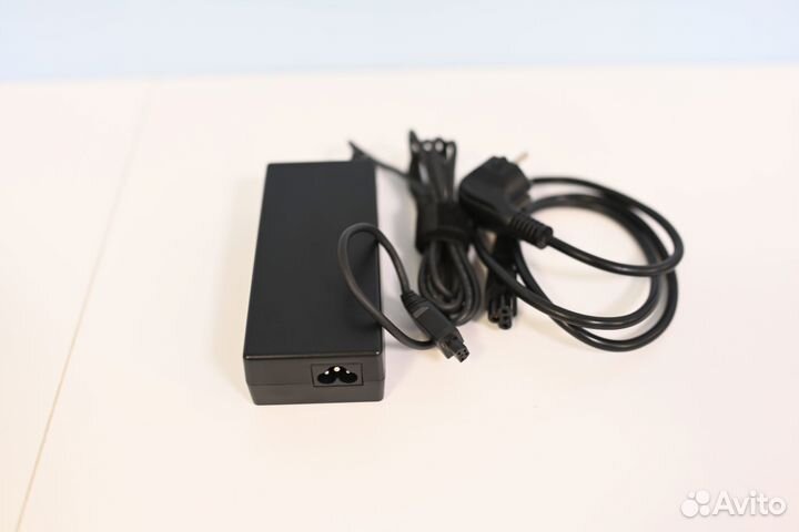 Адаптер питания Toshiba PA3237U-3ACA