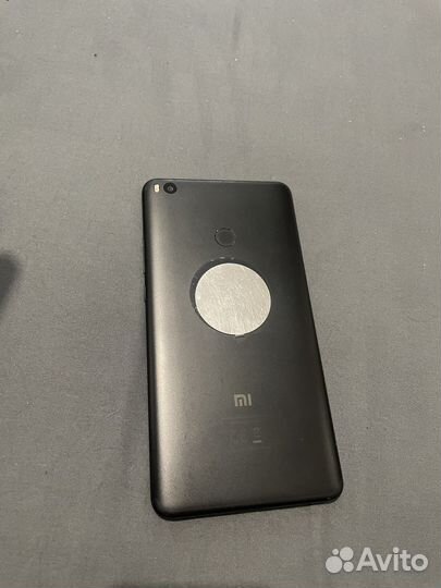 Телефон Xiaomi MI MAX 2