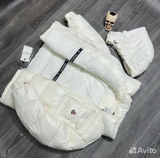 Зимняя курта Moncler