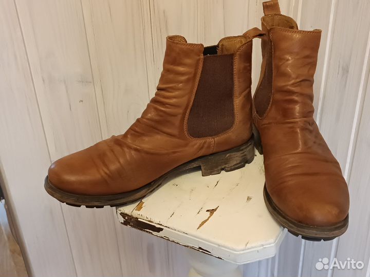 Ботинки женские