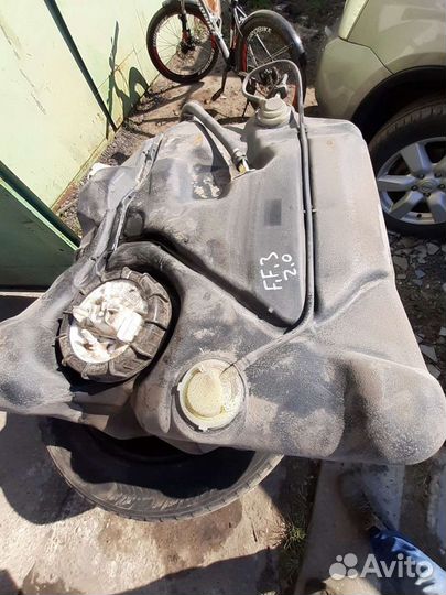 Бензобак Ford Focus 3 2.0