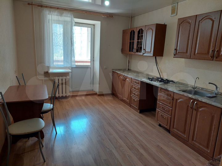 2-к. квартира, 68,7 м², 3/10 эт.