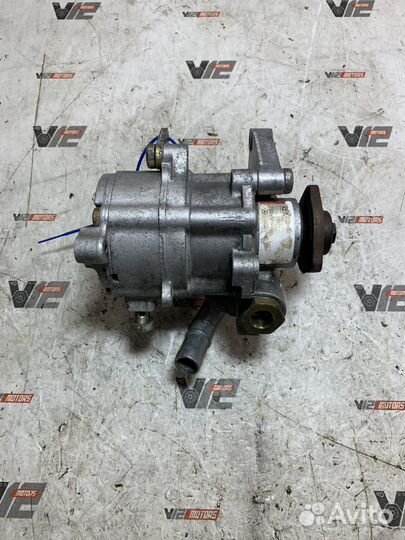 Насос гур Mercedes W210