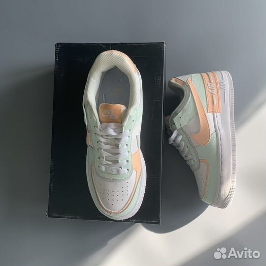 Кроссовки женские Nike Air Force 1