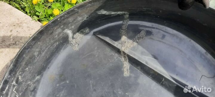 Колпак запасного колеса toyota rav 4