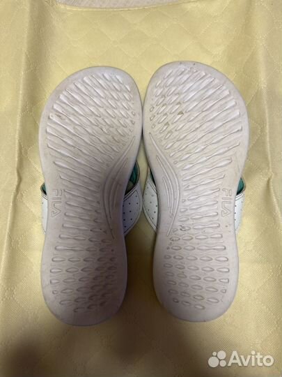 Шлепанцы женские Fila 37 размер
