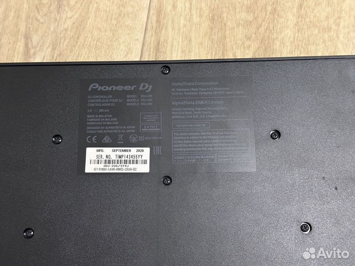 Контроллер для DJ Pioneer DDJ-200