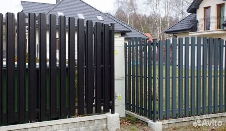 Забор из евроштакетника работа по договору качеств