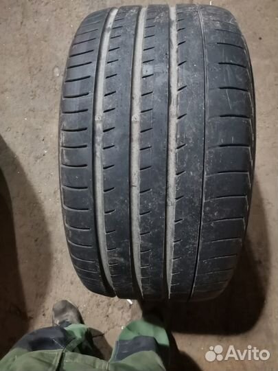 Yokohama Advan Sport V105 285/40 R21 и 315/35 R21