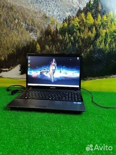 Отличный шустрый игровой ноутбук Samsung