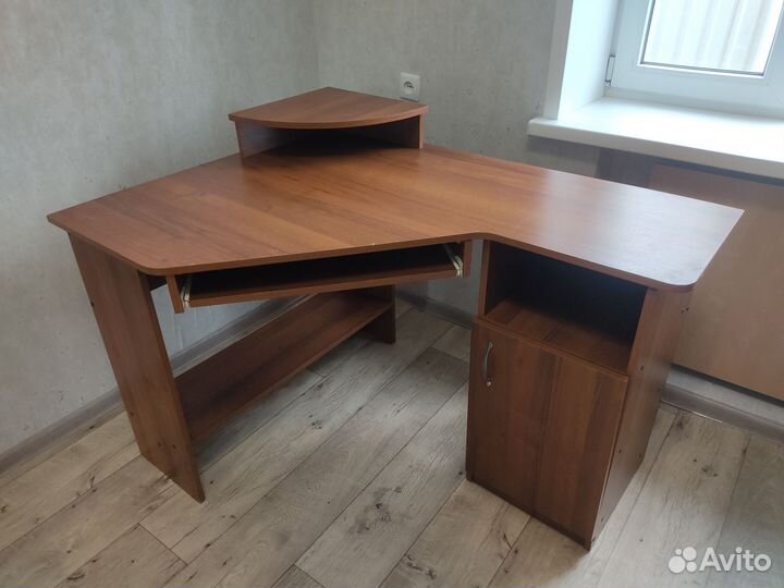 Компьютерный стол бу